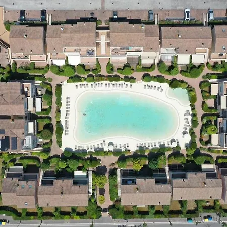 Borgo Dei Fiori Piano Terra Vista Piscina