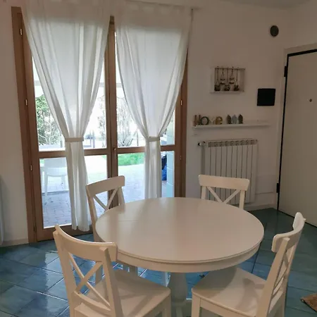 Borgo Dei Fiori Piano Terra Vista Piscina شقة *